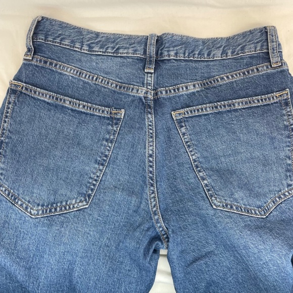 Old Navy Athletic Taper Medium Wash Blue Jeans Skinny Women’s 29x30 WITH TAG - Picture 5 of 16